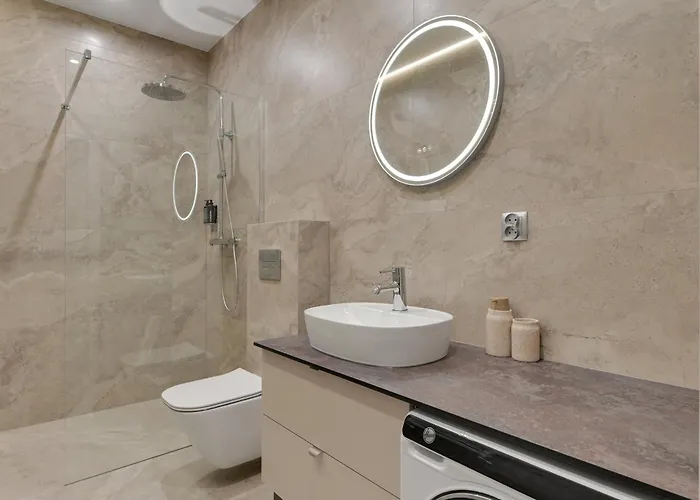 Helska By Downtown Apartment *