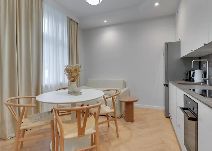 Helska By Downtown Apartment *